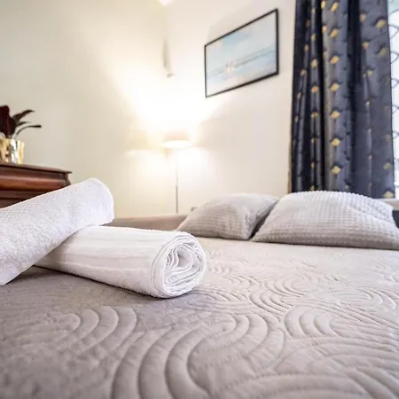 King Size Wifi Air Conditioning Tv50 10min Colosseo-trastevere Lejlighed Rom