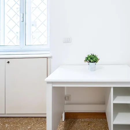 Apartamento King Size Wifi Air Conditioning Tv50 10min Colosseo-trastevere Roma